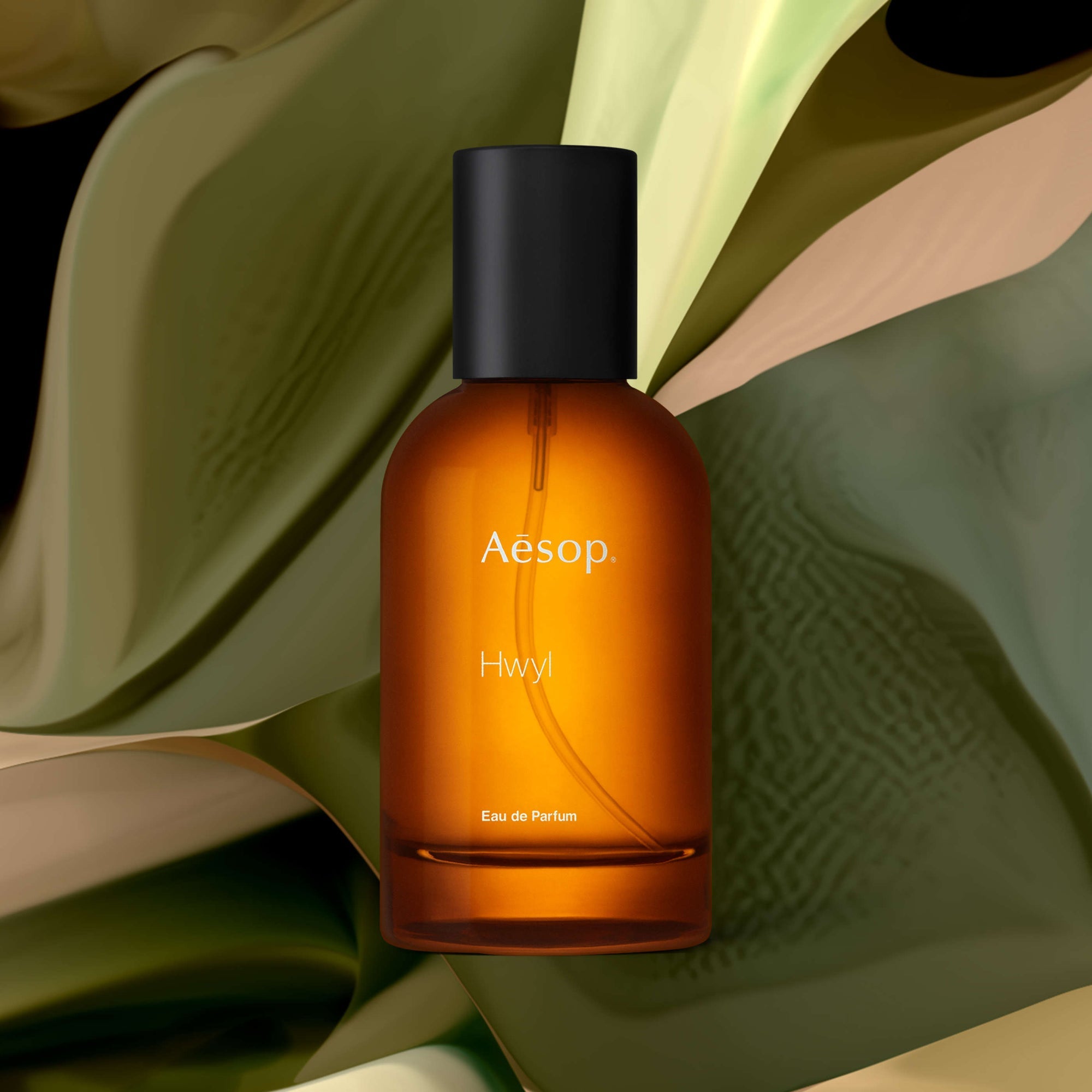ヒュイル オードパルファム 50mL