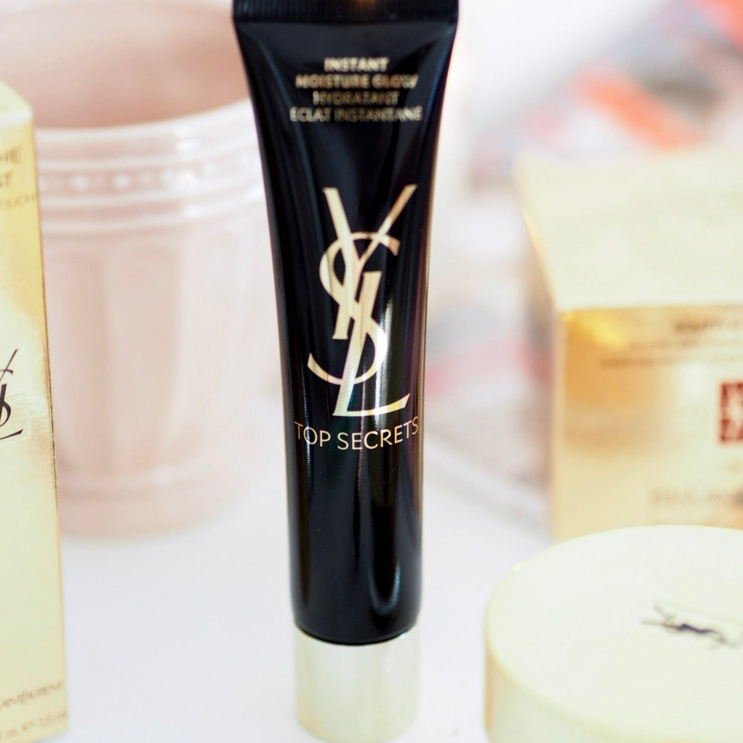 Yves saint laurent instant moisture schitt glow review