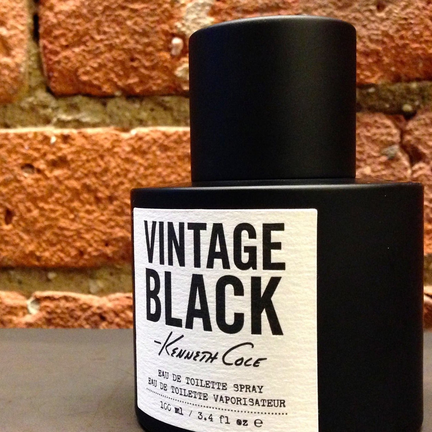 Kenneth Cole Vintage Black EDT | My Perfume Shop
